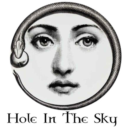 Hole in the Sky (pieza única)